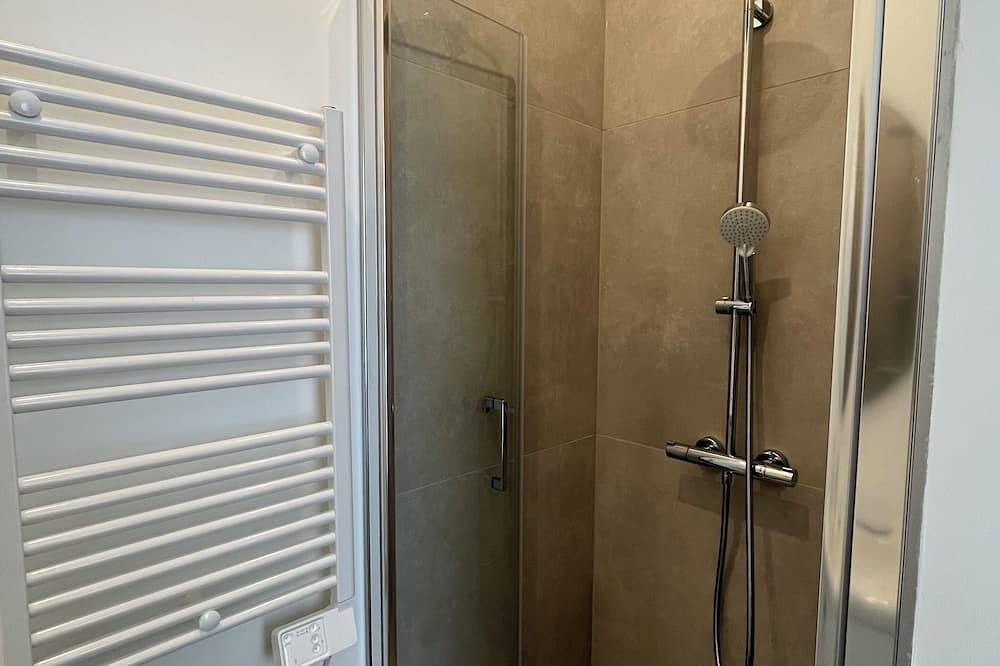 Entire apartment, Cosy apartment 1 min from Paris in Charenton-le-Pont, Val-de-Marne