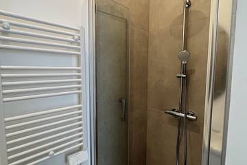 Appartement De Vacances pour 3 Personnes dans Charenton-le-Pont, Val-de-Marne, Photo 4