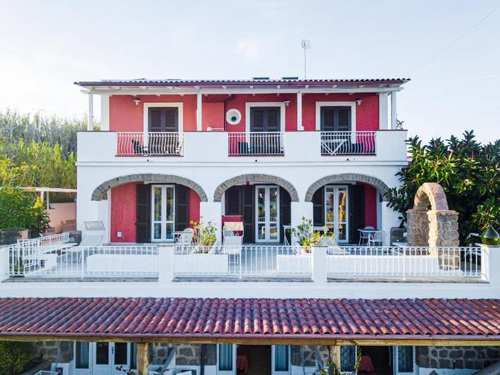 Appartamento per 2 persone, con Terrazza e Giardino a Ventotene