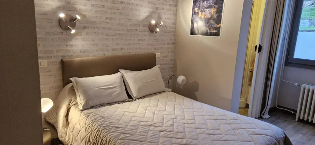 Hotel para 2 personas, con jardín - 1