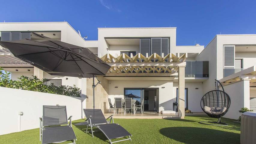 Villa para 7 pessoas, com varanda e jardim e ainda piscina - 1
