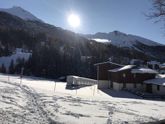 Entire apartment, Vvf Val Cenis Haute Maurienne - Duplex apartment 2 rooms 5 people and 1 baby - 2 years old (Val Cenis le Haut) in Lanslevillard, Saint-Jean-de-Maurienne region