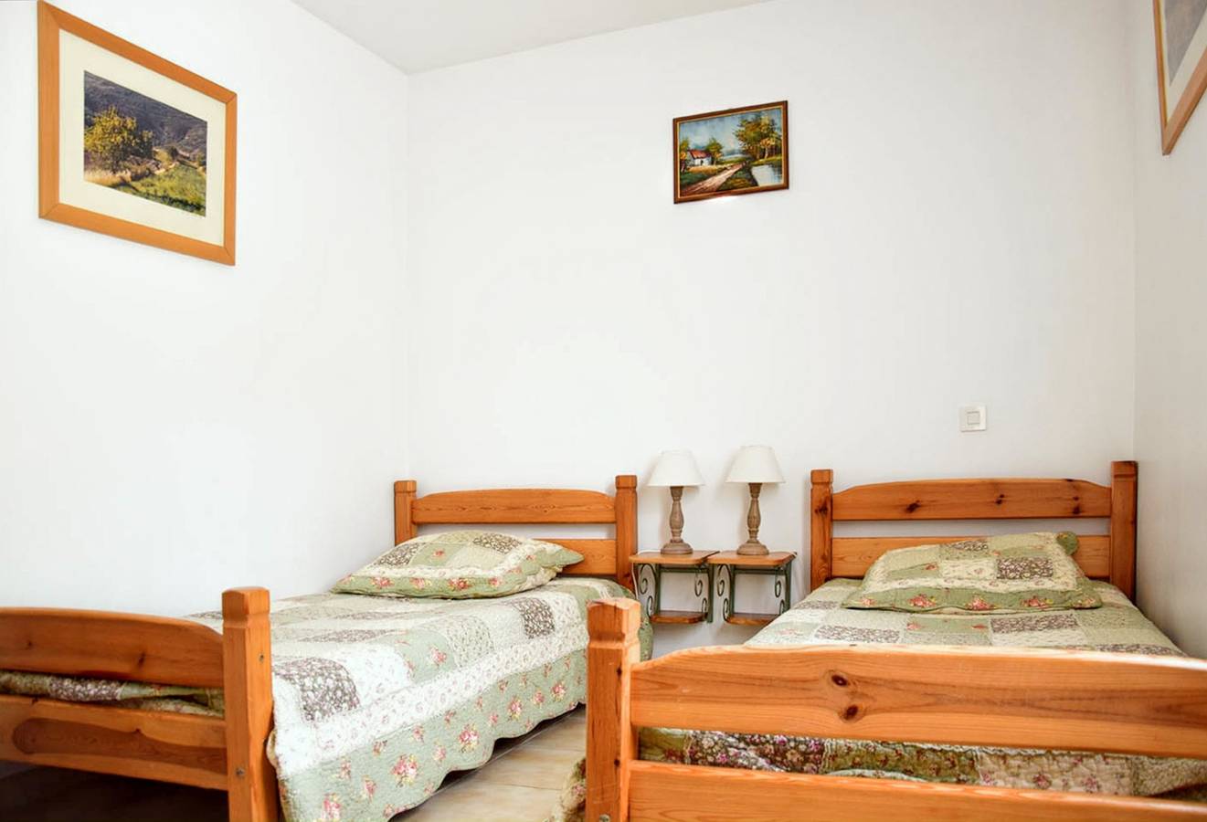 Maison confortable à La Roche-sur-le-Buis avec piscine partagée in La Roche-sur-le-Buis, Région de nyons