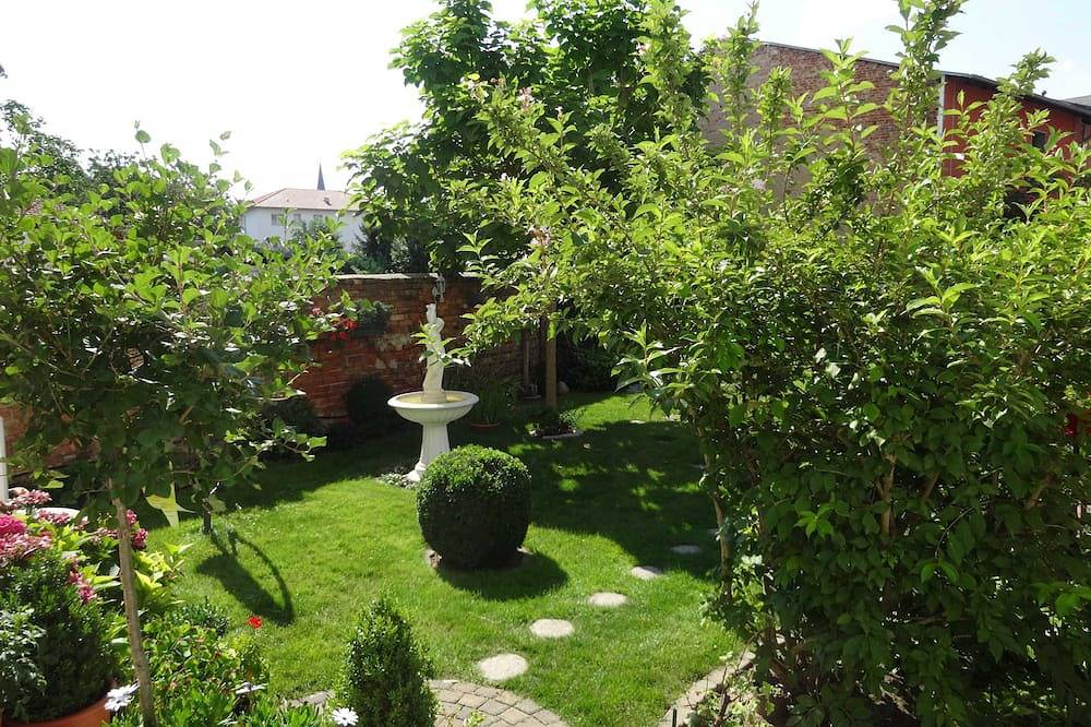 Ganze Wohnung, Ferienwohnungen Haus Leonore - Fewo 2 in Stendal, Altmark