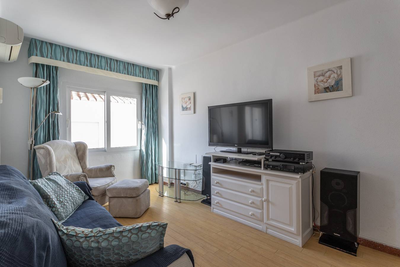 Ganze Wohnung, Ferienwohnung Coronado 58 2 Schlafzimmer mit Pool, Wlan, Terrasse und Garten in Nerja, Costa del Sol
