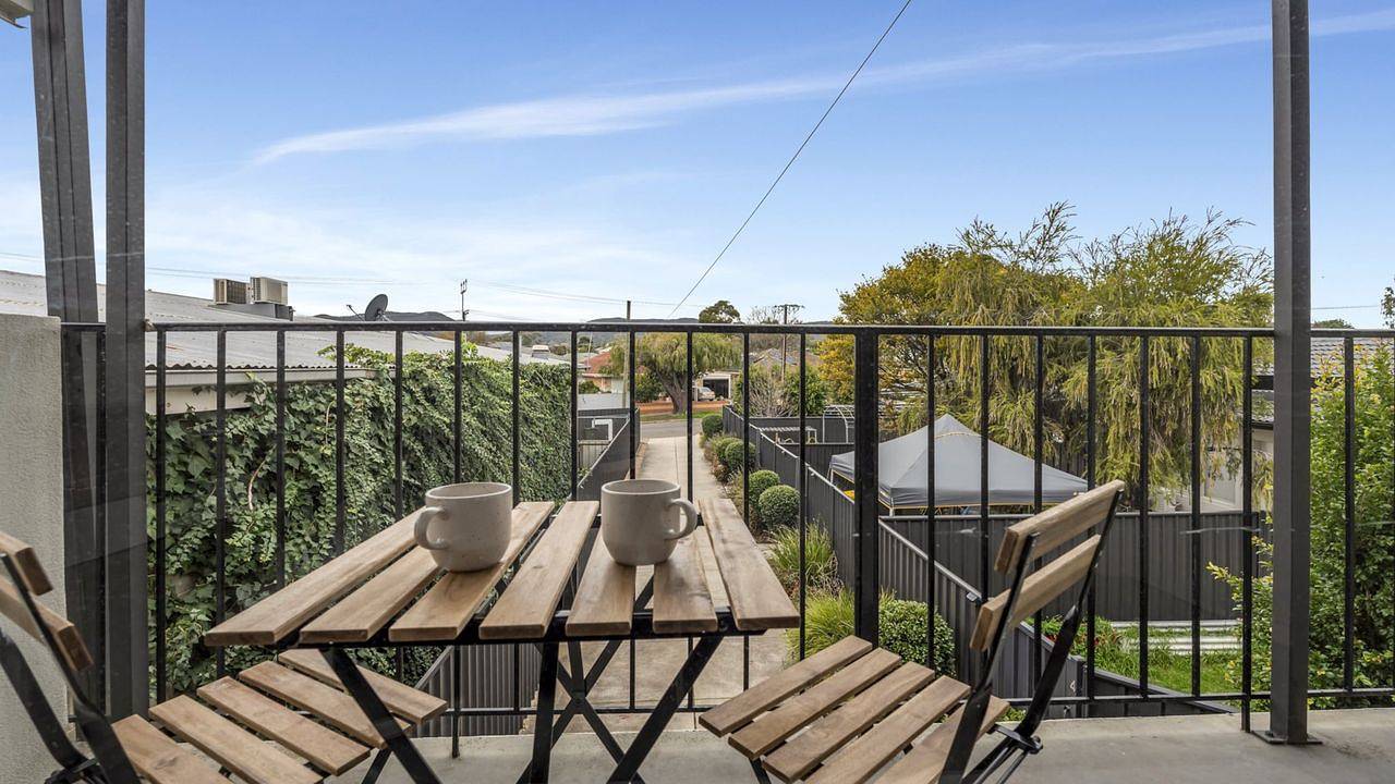 Entire holiday apartment, Ferienwohnung für 6 Personen (2 m²) in Campbelltown in Adelaide, South Australia
