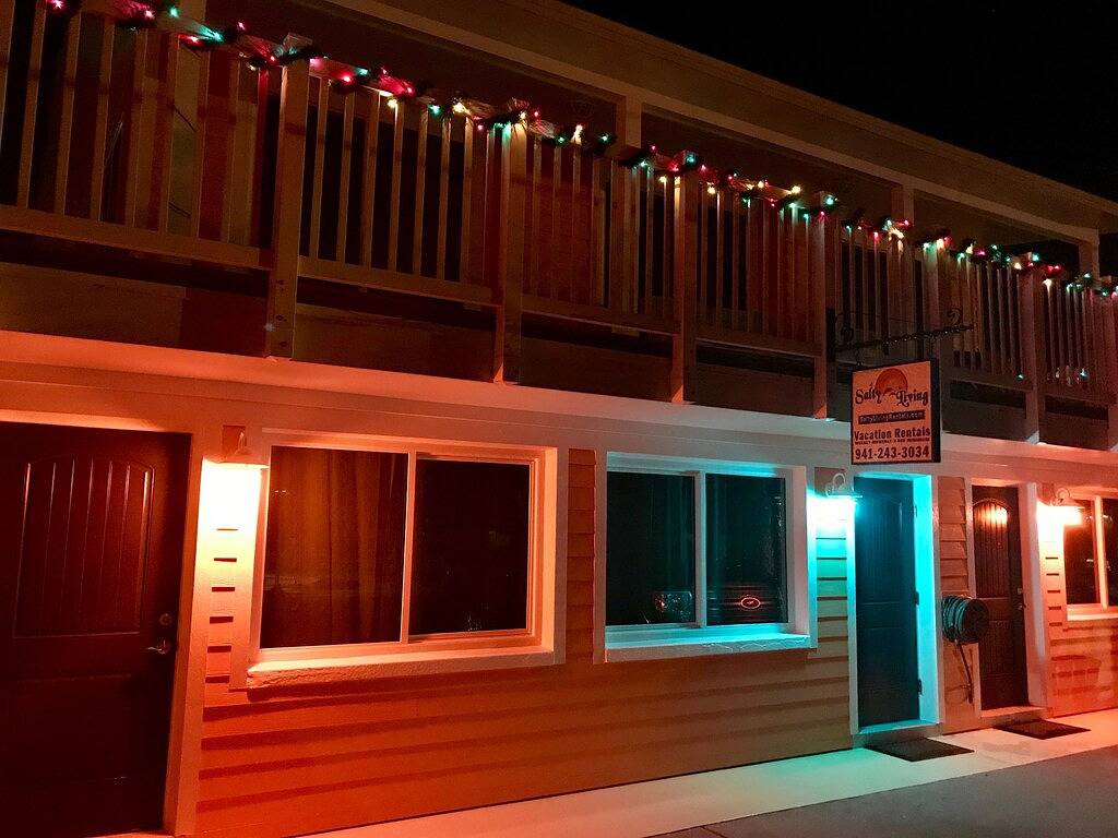 Ganze Wohnung, Blick auf den Golf und den Sonnenuntergang !!!  1Br Apt. C ist zentral gelegen, zu Fuß zu allen Orten in Bradenton Beach, Anna Maria Island