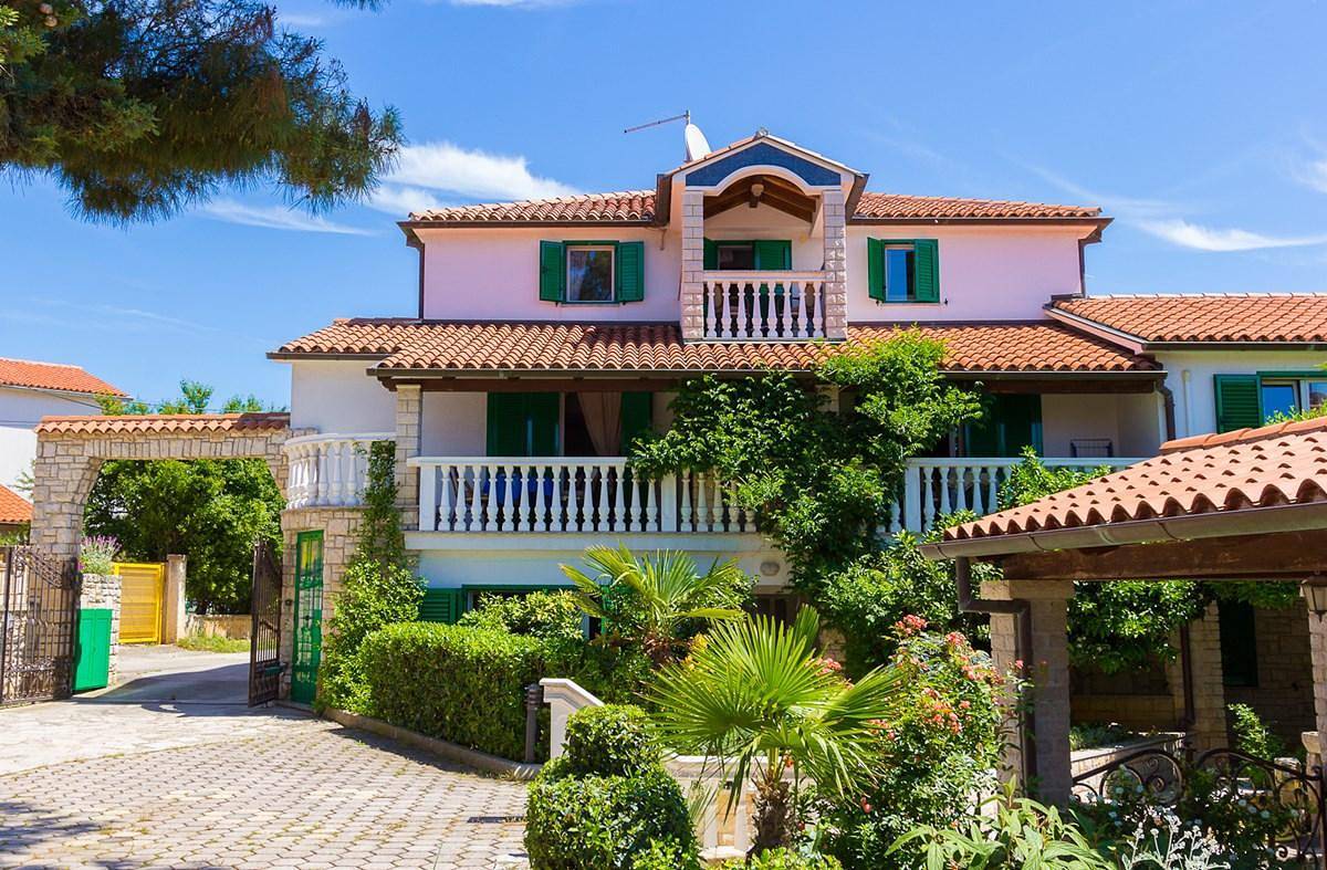 Geheel vakantieappartement, Apartment for 4 persons approx. 58 qm in Medulin, Istria (South coast of Istria) in Medulin City, Medulin