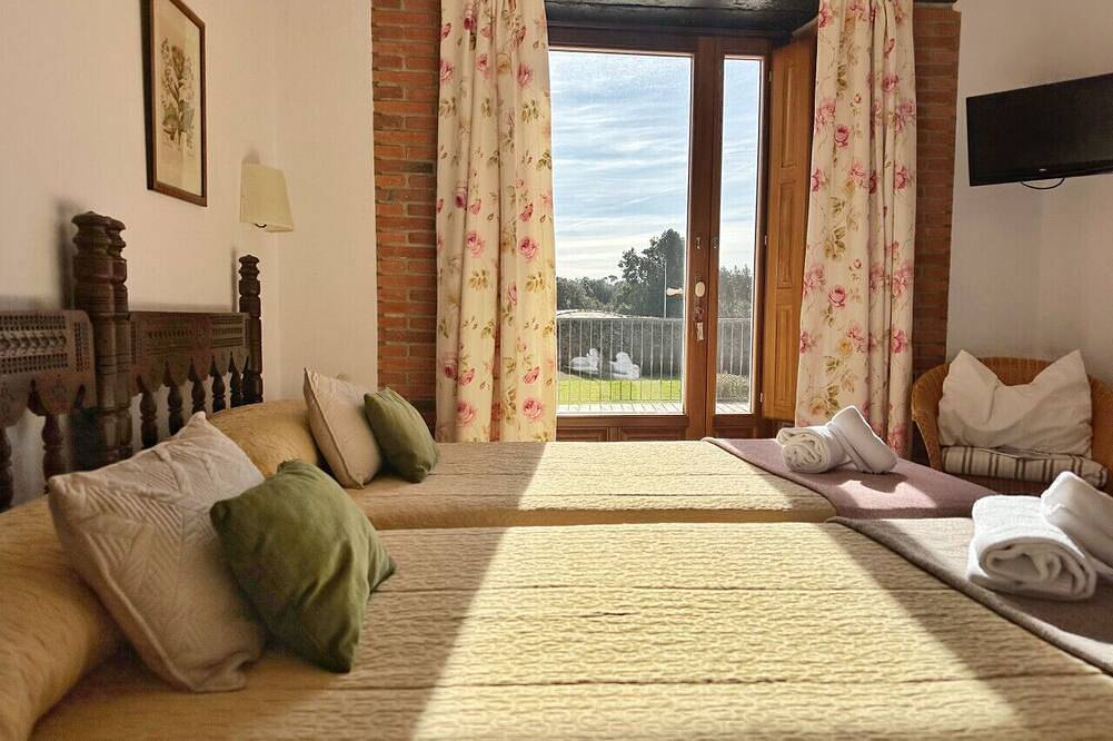 🏡✨ Escape to Isla, Cantabria: Your Ideal Vacation Home ✨🏡 in Isla, Arnuero