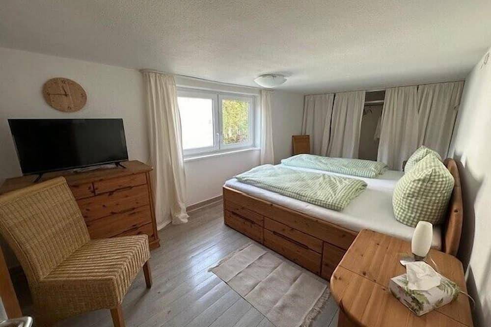 Ganze Wohnung, Charmantes Fachwerkhaus (95qm) in ruhiger Lage mit Garten in Hilchenbach, Kreis Siegen-Wittgenstein