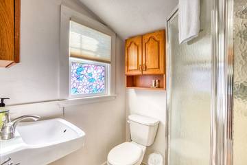 Vacation House for 3 Guests in Cannon Beach, Clatsop County, Picture 2
