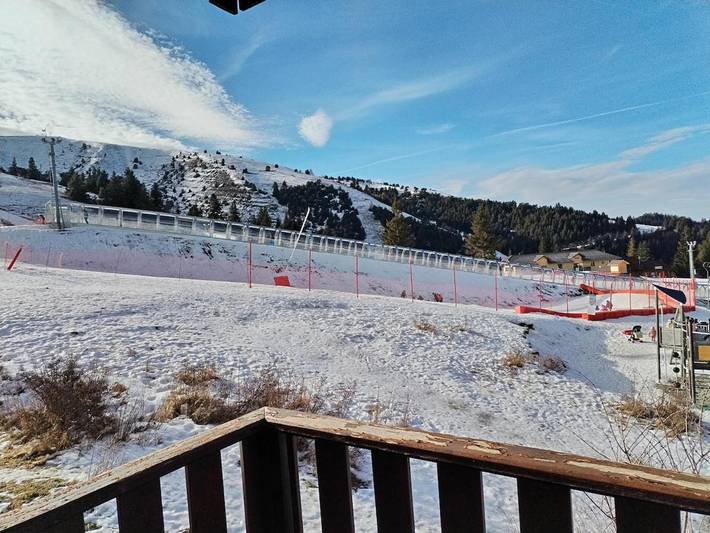 Gîte pour 4 personnes, avec vue ainsi que piscine et balcon dans Chabanon Selonnet - 2