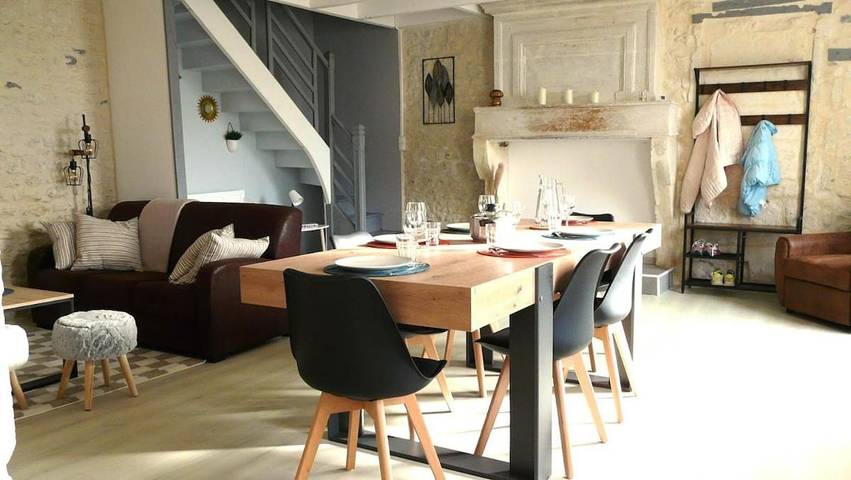 Location de vacances pour 6 personnes, avec terrasse et jardin à Saint-Dizant-du-Gua - 3