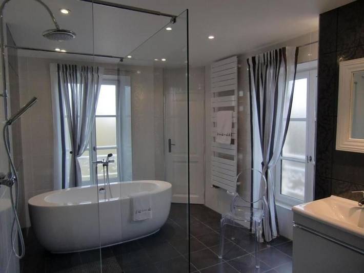 Gîte pour 4 personnes, avec terrasse à Tavers - 4