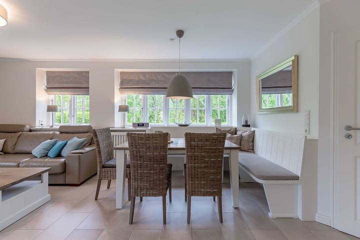 Ferienhaus für 6 Personen, mit Terrasse und Sauna sowie Garten in Utersum - 3