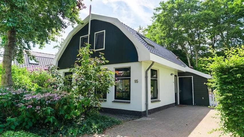 Ferienhaus für 4 Personen, mit Garten in Schoorl