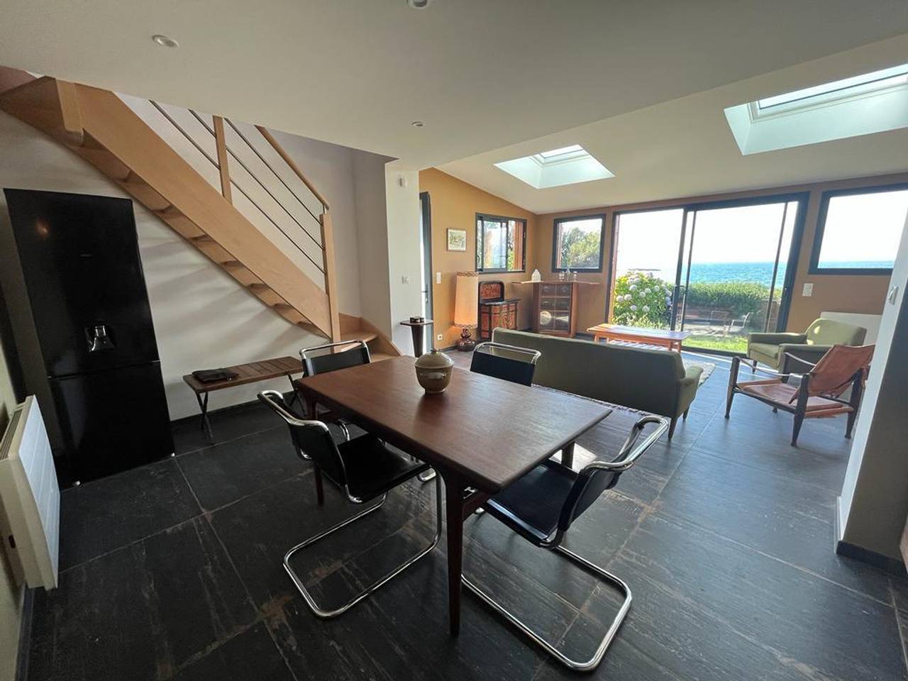 Chalet en Bord de Mer avec Accès Direct à l'Eau in Fermanville, Région de Cherbourg