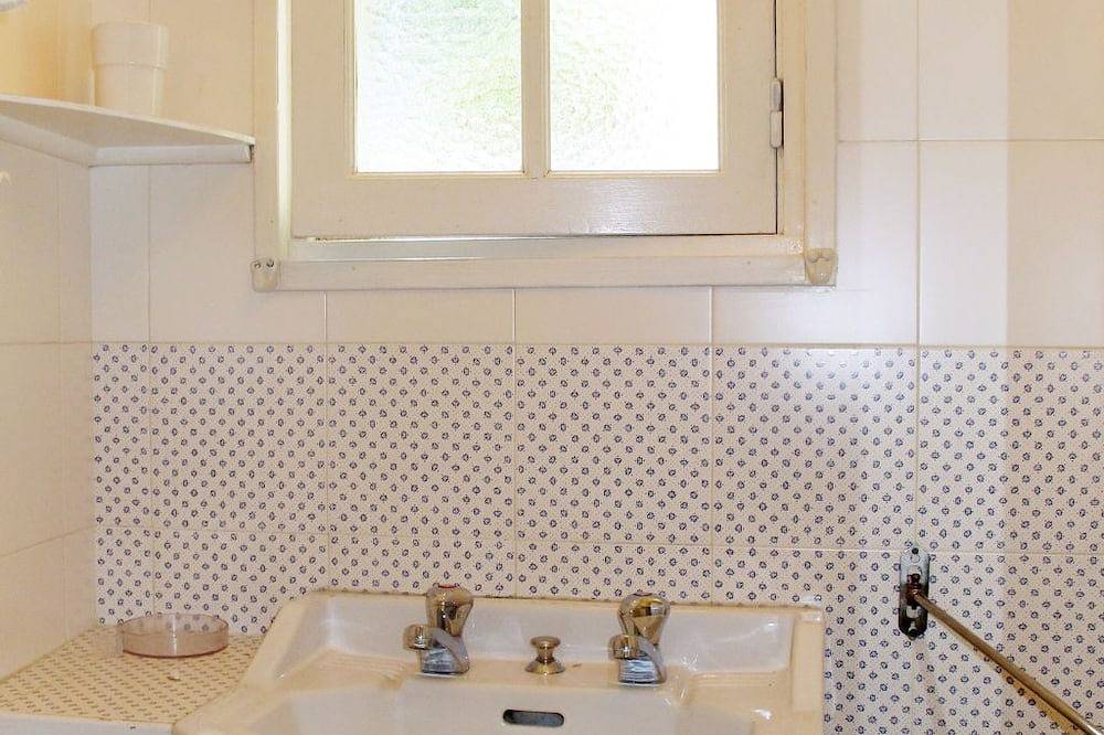 Le Coteau Fleury by Interhome in Luynes, Región de Tours