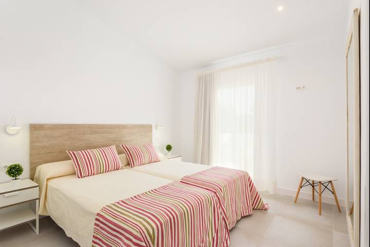 Appartement de vacances entier, Appartement de vacances pour 8 personnes avec jardin in Santo Tomas, Es Migjorn Gran