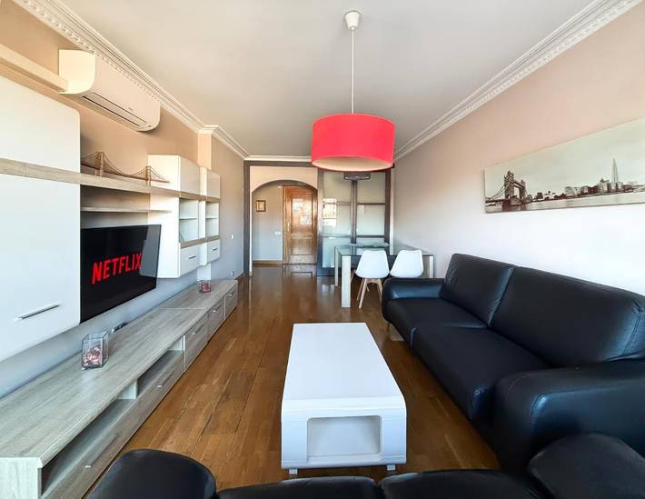 Apartamento para 3 personas, con balcón en Pamplona