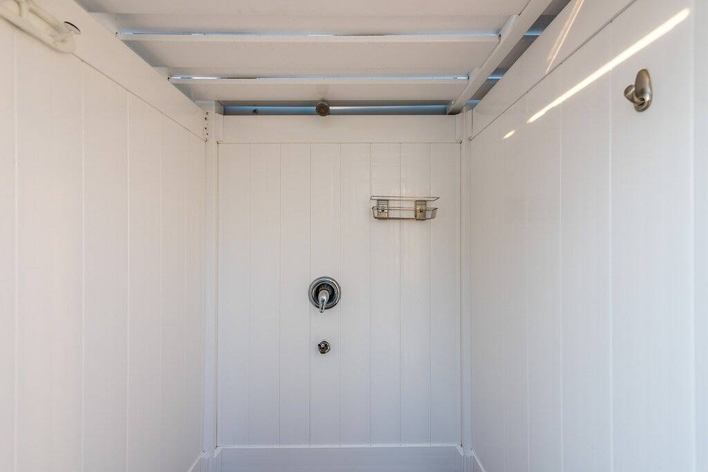 2019 Lavallette: 6 Schlafplätze, Wi-Fi, Klimaanlage, neue Außendusche, Walk 2 Beach, Sauber !! in Toms River, Ocean County