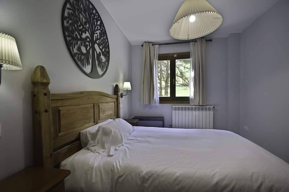 Entire apartment, Tranquility in the middle of Nature Hut 7996 in Incles, Soldeu