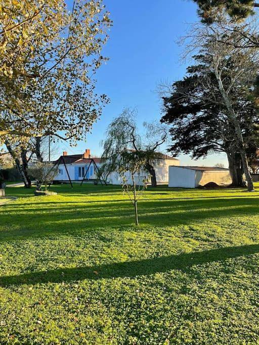 Maison de vacances pour 9 personnes, avec Terrasse ainsi que Jardin et Vue à Beauvoir-sur-Mer