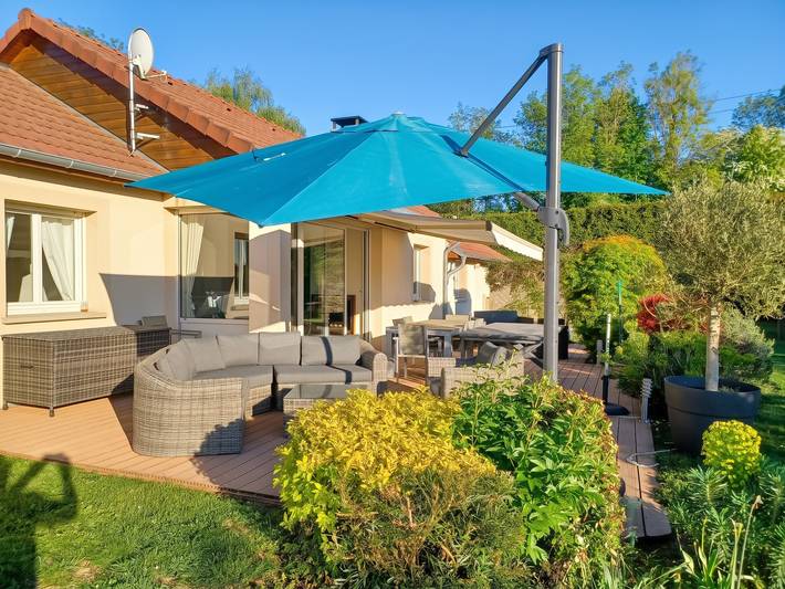 Ferienhaus für 7 Personen, mit Terrasse und Garten - 1