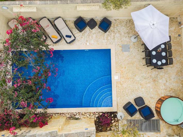 Villa für 10 Personen, mit Garten und Pool sowie Ausblick, mit Haustier - 1