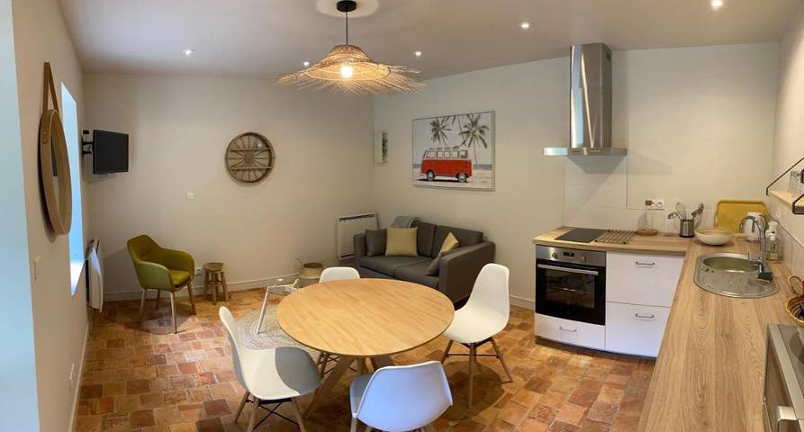 Location de vacances pour 4 personnes, avec jardin dans Saint-Ouën-des-Toits - 3