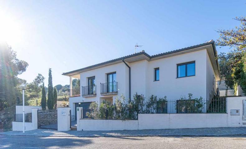 Casa rural para 10 personas, con Balcón y Terraza además de Jardín y Piscina en Ordis - 3