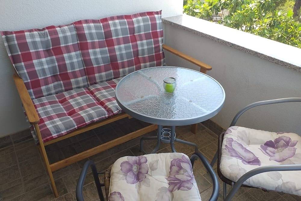 Ganze Wohnung, 1-Zimmer-Ferienwohnung mit Terrasse Primosten (A-17696-a) in Primosten, Šibenik-Knin