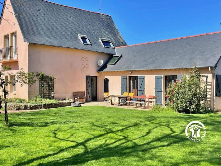 Location de vacances pour 10 personnes, avec jardin et piscine à Niafles - 2