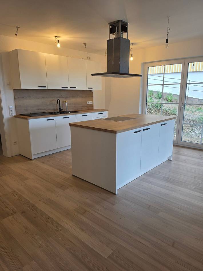 Ganze Wohnung, Ferienwohnung 'Haus Landliebe' mit privater Terrasse und privatem Garten in Schemmerhofen, Landkreis Biberach