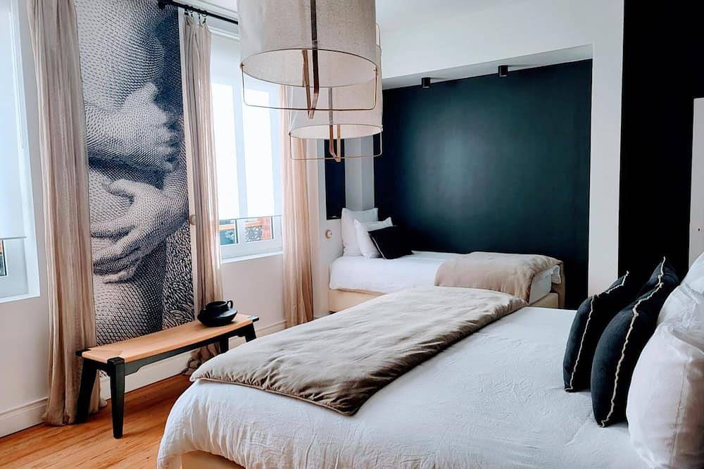 Grande Maison Bourgeoise avec Cour Privative, 5 Chambres, Wifi, Proche Commerces et Nature in Abscon, Région de Valenciennes