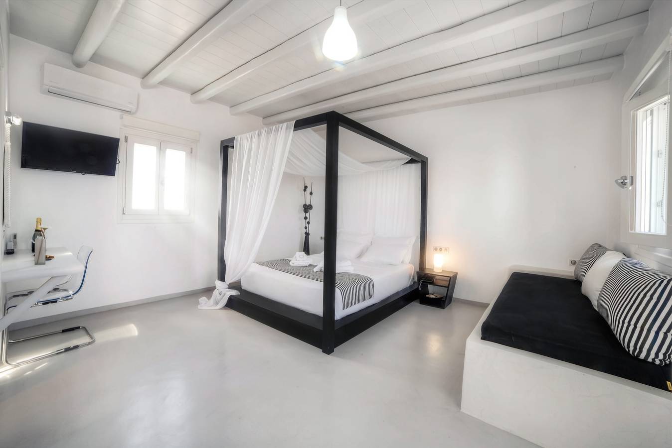 Ganzes Studio, Villa „Bridal Suite Lefkippi“ mit privater Terrasse, Wlan und Klimaanlage in Koufonisia, Kykladen