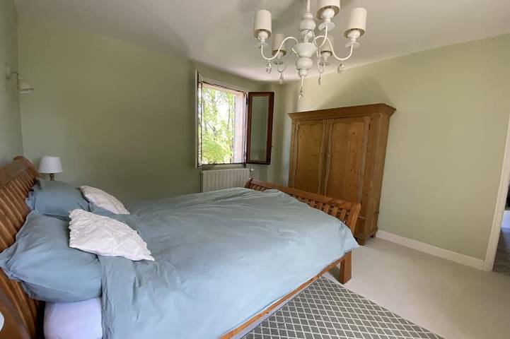 Location de vacances pour 6 personnes, avec piscine ainsi que jardin et jacuzzi à Paulhiac - 4