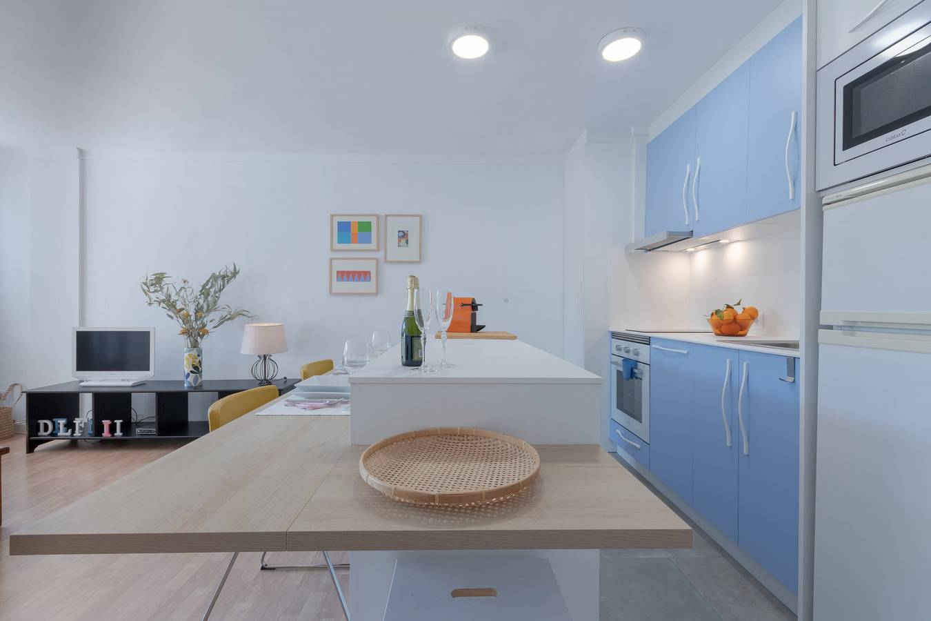 Apartamento entero, Apartamento de vacaciones para 2 personas con balcón in Alcúdia, Costa de Mallorca