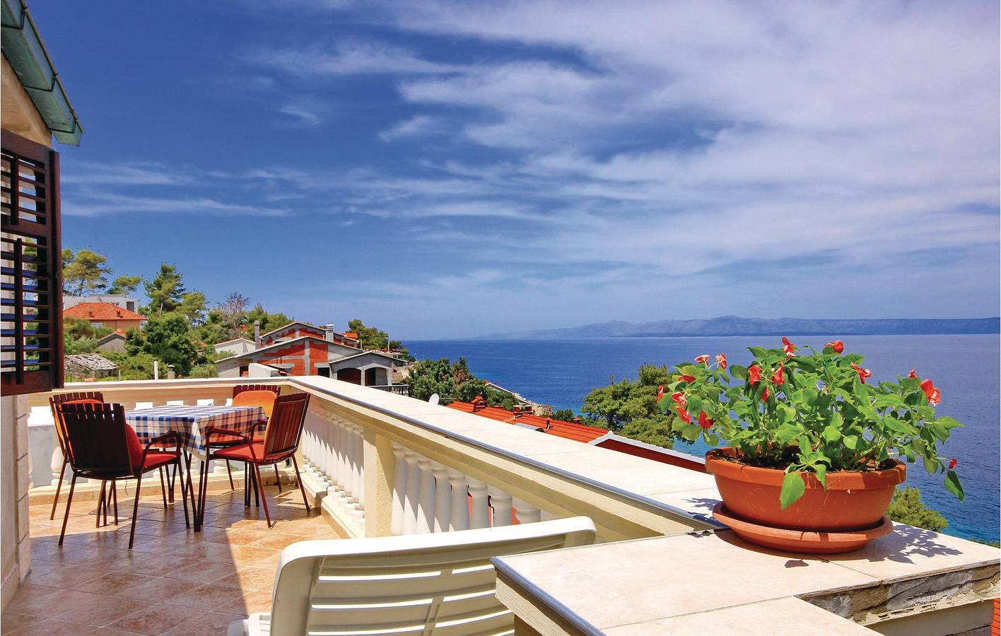 Ganze Ferienwohnung, Charmantes Apartment, 1,5 km von der Küste entfernt, mit WLAN, Klimaanlage, Terrasse und Parkplatz in Blato, Korcula