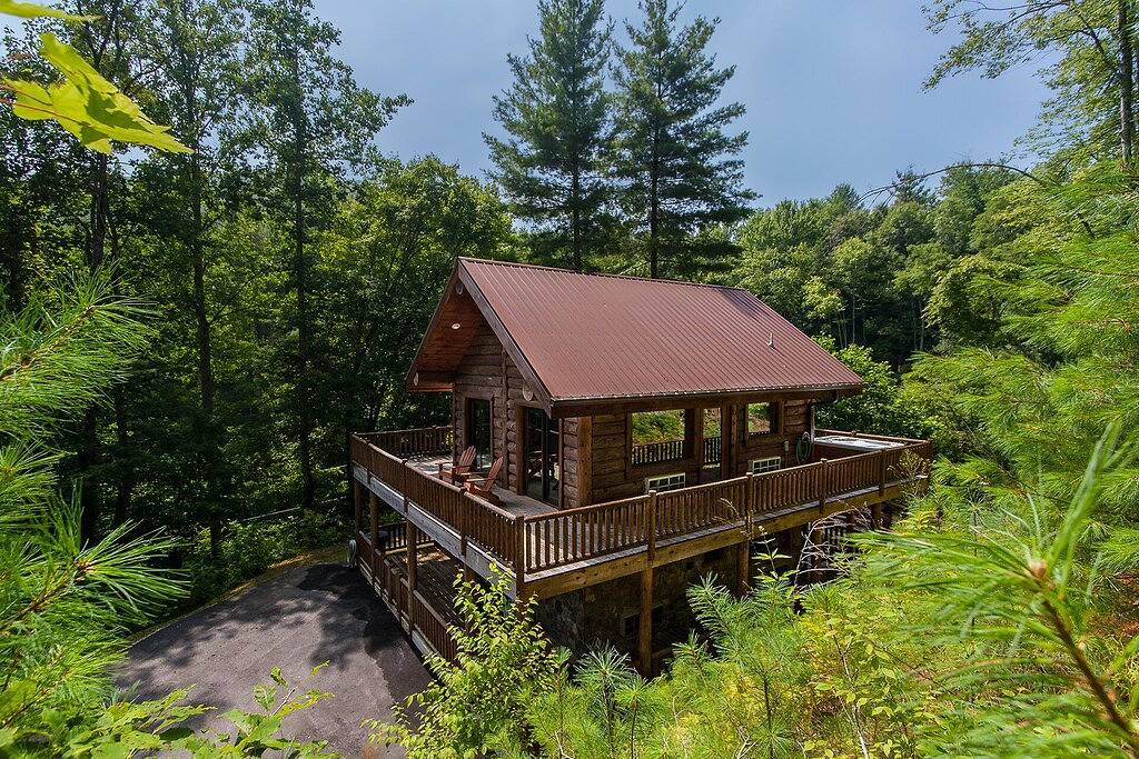 Black Bear Pond log cabin in Almond (North Carolina), Fontana Lake