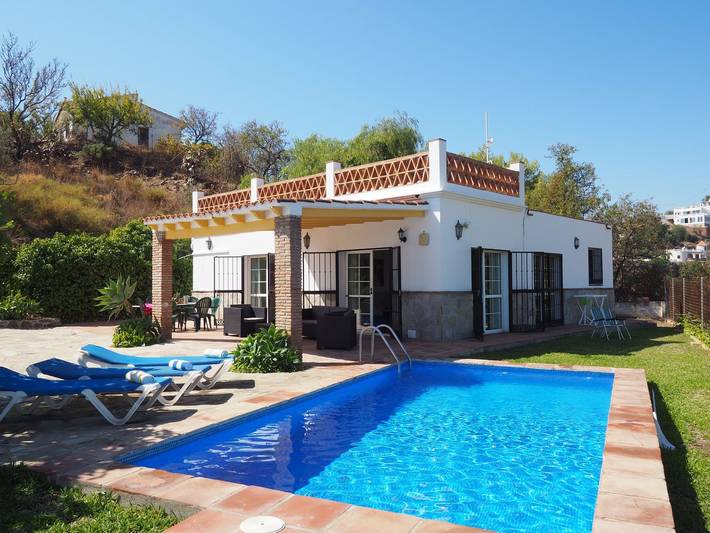Holiday home for 6 people, with Terrace and Garden as well as Pool in Nerja