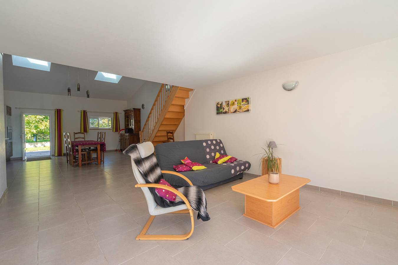 Maison de Vacances 'À La Campagne' avec Terrasse Privée, Jardin Commun et Wi-Fi in Allas-Bocage, Région de Jonzac