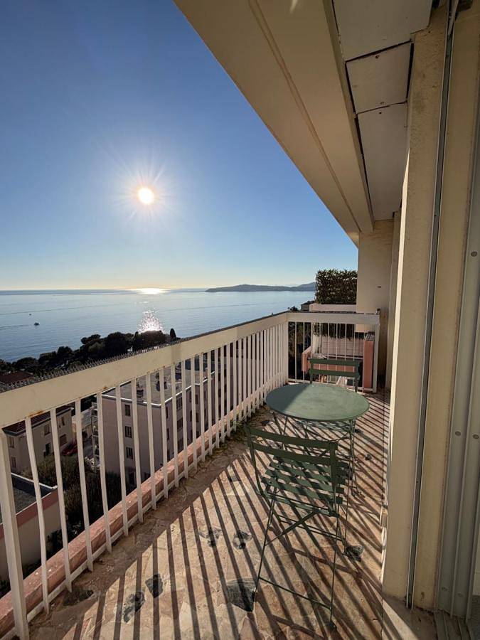 Appartement entier, Studio panoramique & parking in Cap-d'Ail, Côte méditerranéenne (France)