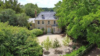 Holiday Rental for 17 People in Milton Keynes, South East England, Photo 4