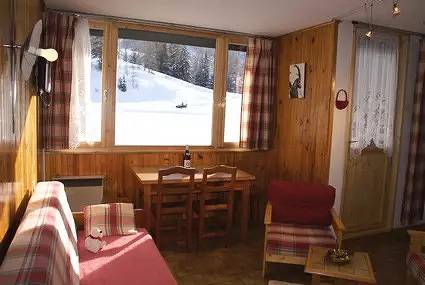 Studio pour 3 personnes, avec balcon