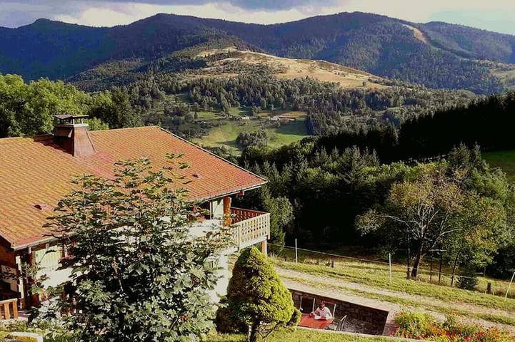 Chalet pour 4 personnes, avec terrasse et jardin - 1