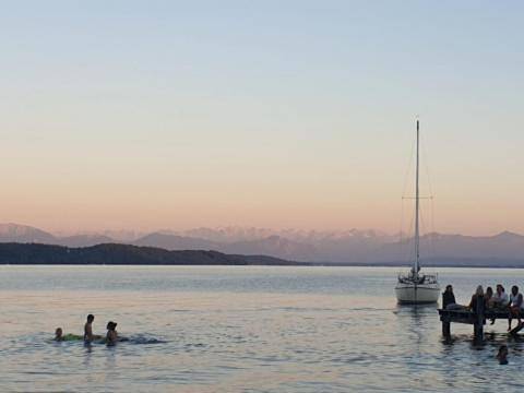 Ganze Wohnung, Central Starnberg and surrounded by nature in Starnberg, Starnberger See