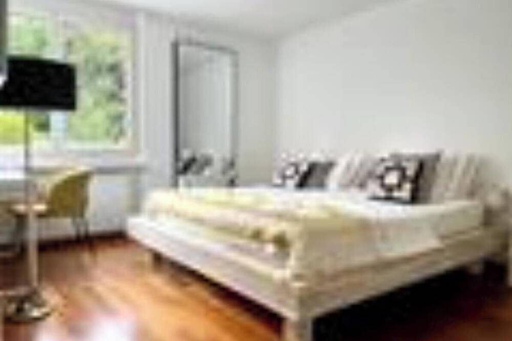 Appartamento intero, Fabulous 3-bedroom apartment in charming Zürich for your stay. in Zurigo, Distretto di Zurigo