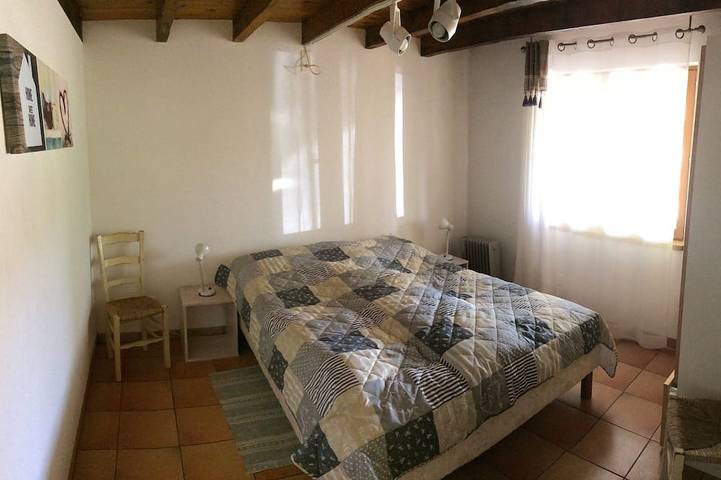 Location de vacances pour 8 personnes, avec jardin à Saint-Germain-du-Bois - 2