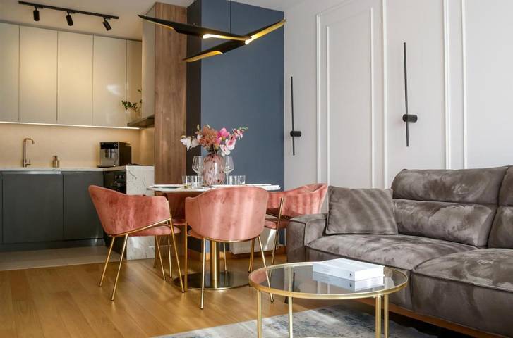 Gîte pour 5 personnes, avec Balcon et Terrasse à Novi Sad - 4